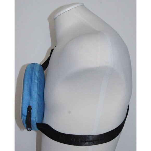 Champion Sling Bag Large Logo - Picture 3 of 9